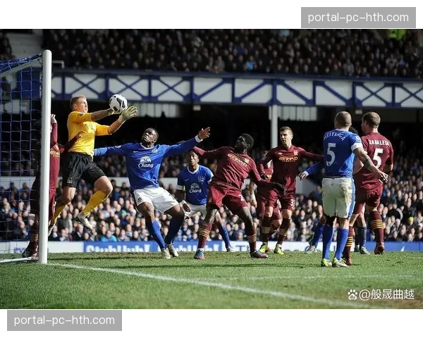 兰斯0-2不敌里尔，遭遇联赛三连败，保级形势骤然紧张